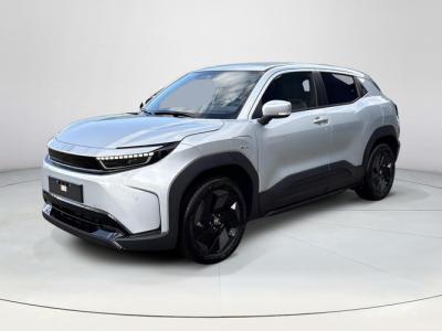 Financial Leas Toyota Urban Cruiser Dynamic 61 kWh