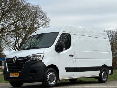 Financial Leas Renault Master T35 2.3 dCi 135 L2H2 Comfort