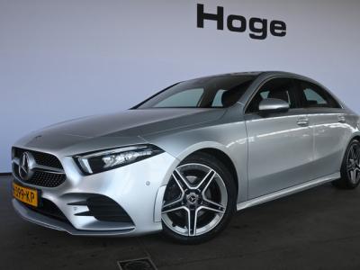 Financial Leas Mercedes-Benz A-Klasse 180 Business Solution AMG Automaat Navigatie Widescreen Stoelverwarming Inruil Mogelijk!