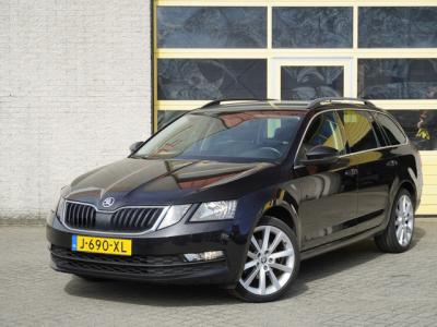 Financial Leas Škoda Octavia Combi 1.5 TSI 150PK! Automaat Business Edition BJ2020 Lmv 18"