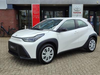 Financial Leas Toyota Aygo X HYBRID 115 PLAY