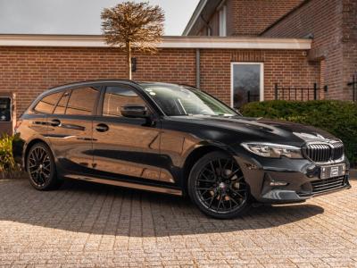 Financial Leas BMW 3 Serie Touring 320d Executive Edition Trekhaak