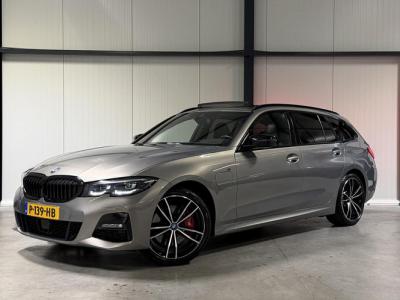Financial Lease BMW 3 Serie Touring 330e High Executive M-sport Pano Memory