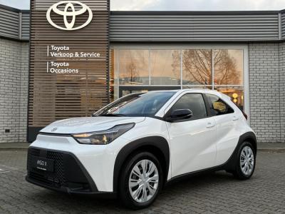 Financial Leas Toyota Aygo X HYBRID 115 PLAY