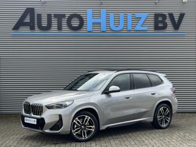 Financial Lease BMW X1 sDrive20i M Sport Premium Pakket Panoramadak Trekhaak Achteruitrijcamera Stoelverwarming Keyless Entry Carplay