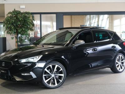 Financial Lease SEAT Leon 1.4 TSI eHybrid PHEV FR 204PK Pano Led Alcantara Cam