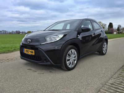 Financial Leas Toyota Aygo X 1.0 VVT-i MT Play