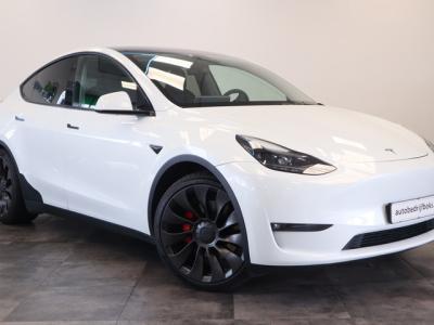 Financial Leas Tesla Model Y Performance AWD 75 kWh