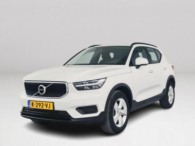 Financial Lease Volvo XC40 T2 Momentum Core