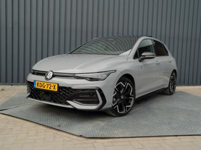 Financial Leas Volkswagen Golf 1.5 eTSI R-Line Edition