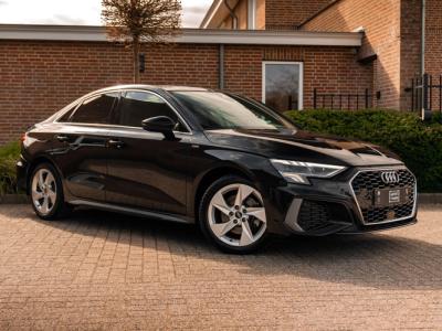 Financial Lease Audi A3 Limousine 30 TFSI S Edition 110 PK Aut. 2x S-Line Pano LED Matrix Trekhaak 17''