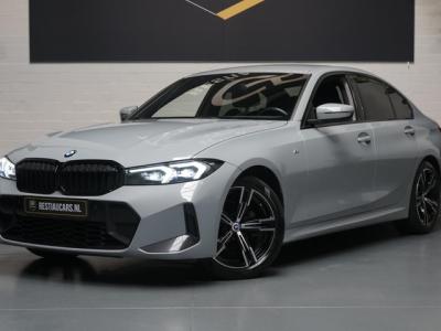 Financial Leas BMW 3 Serie 318i M-Sport AUTOMAAT-ALCANTARA-CARPLAY-CRUISE-DAB-LED-NAVI-M BROOKLYN GREY-SHADOW LINE-Etc.
