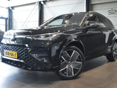 Financial Leas Volkswagen Tiguan 1.5 eHybrid 3X R-LINE Black Style HUD 20 inch 272 pk !!