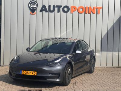 Financial Leas Tesla Model 3 Standard RWD Plus 60 kWh dealer ond eerste eigenaar