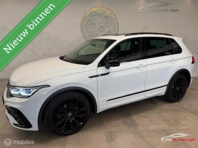 Financial Leas Volkswagen Tiguan 1.5 TSI 3x R-Line Panorama