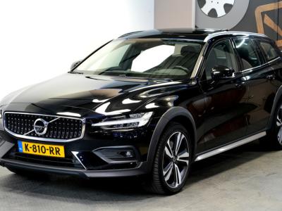 Financial Lease Volvo V60 Cross Country 2.0 B5 AWD 185kW