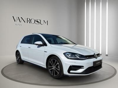 Financial Leas Volkswagen Golf 1.5 TSI Highline Business R Pano