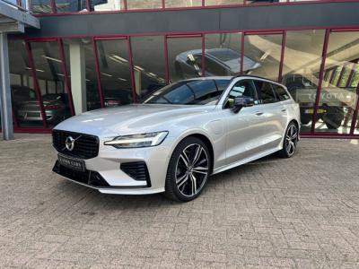Financial Leas Volvo V60 2.0 T8 Plug-in hybrid AWD Plus Bright