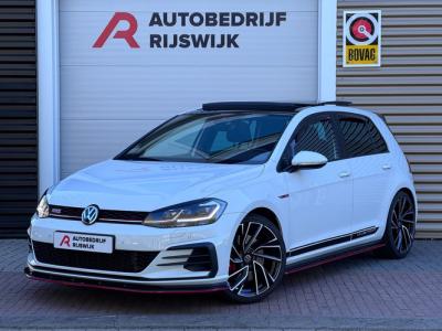 Financial Leas Volkswagen Golf 2.0 TSI GTI Performance Pano