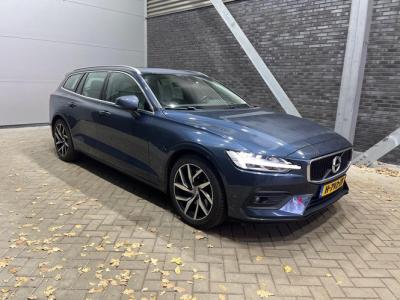 Financial Leas Volvo V60 T5 Momentum Pro