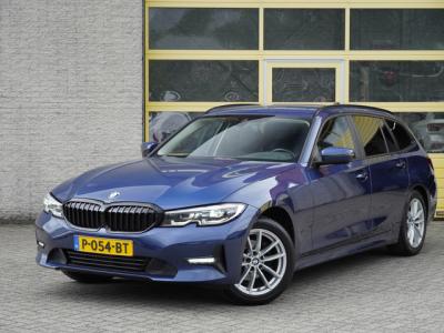 Financial Leas BMW 3 Serie Touring 318i Automaat! Business Edition Plus BJ2022 Lmv 17"