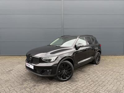 Financial Leas Volvo XC40 1.5 T4 Plug-in hybrid Ultimate Dark (Elektrisch Schuifdak - Trekhaak - Harman