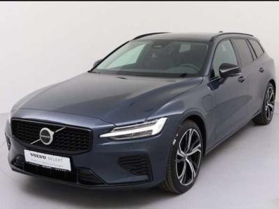 Financial Lease Volvo V60 2.0 T8 Plug-in hybrid AWD Plus Dark LEDER