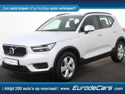 Financial Lease Volvo XC40 1.5 T2 Momentum