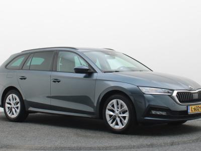 Financial Leas Škoda Octavia Combi 1.5 e-TSI Business Edition