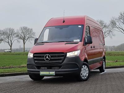 Financial Leas Mercedes-Benz Sprinter 214