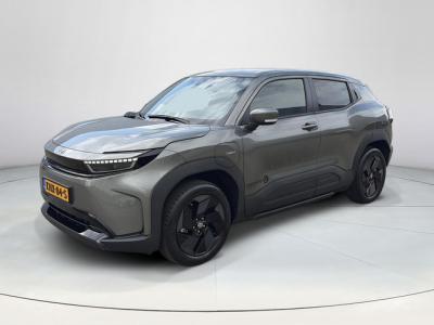 Financial Lease Toyota Urban Cruiser Dynamic 61 kWh