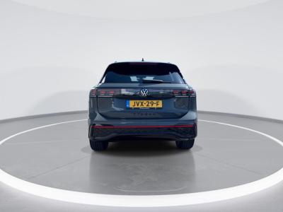Financial Lease Volkswagen Tiguan 1.5 eHybrid R-Line Edition