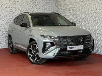 Financial Leas Hyundai Tucson NIEUWE AUTO TOP MODEL N LINE + 1.6 T-GDI PHEV SKY PANO 360CAM ELEK.KLEP ELEK.STOEL MEMORY VERWARMD SUBWOOFER 19" LMV ZWARTE HEME