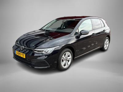 Financial Leas Volkswagen Golf 1.0 eTSI 110pk DSG Life Business