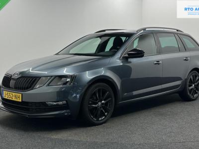 Financial Leas Škoda Octavia Combi 1.0 TSI Greentech Sport Business TREKHAAK CARPLAY NAVI ECC CRUISE.