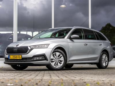 Financial Leas Škoda Octavia Combi 1.0 TSI Business Edition