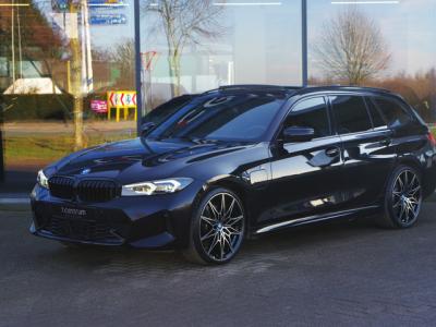Financial Leas BMW 3 Serie Touring 330e High Executive M-Sport 293 PK PHEV