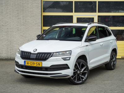 Financial Leas Škoda Karoq 1.5 TSI ACT 150PK! Automaat Sportline Business BJ2020 Lmv 19"