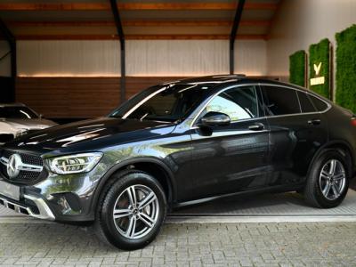 Financial Leas Mercedes-Benz GLC Coupé 300e 4MATIC - Distronic+ - 360 Camera - Memory - El. Trekhaak - Keyless Entry - Leer -