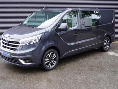 Financial Leas Renault Trafic 170pk Automaat L2H1 Dubbele cabine LED Trekhaak Apple Carplay Navigatie Digitaal dashboard Cruise control