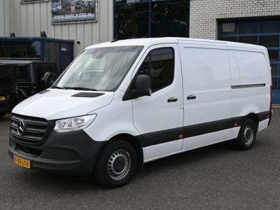 Financial Leas Mercedes-Benz Sprinter 315 CDI L2H1 RWD