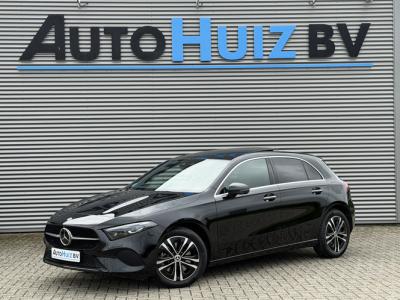 Financial Lease Mercedes-Benz A-Klasse 250 e Luxury Line Panoramadak Trekhaak Stuurwielverwarming Carplay ACC 360 gr Camera