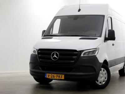 Financial Leas Mercedes-Benz Sprinter 317 CDI 170pk RWD L2H2 LED