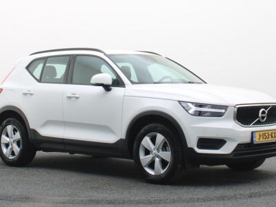 Financial Leas Volvo XC40 1.5 T2 Momentum Core Automaat