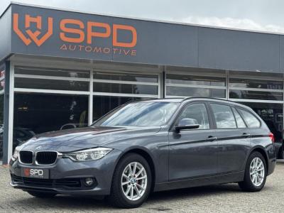 Financial Leas BMW 3 Serie Touring 318i High Executive