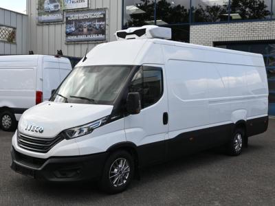 Financial Leas Iveco Daily 35S18 3.0 L4H2 Koel vries wagen