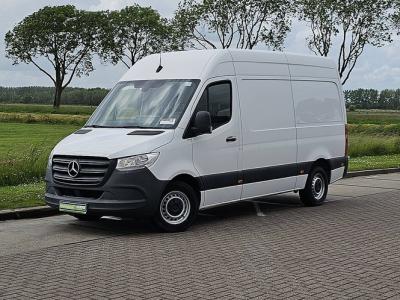 Financial Leas Mercedes-Benz Sprinter 317