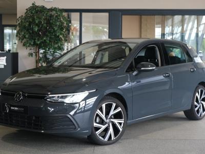 Financial Lease Volkswagen Golf 8 1.5 eTSI Life 130PK DSG Led Navi Virtual ACC Stoelverwarming