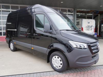 Financial Leas Mercedes-Benz Sprinter 317 170PK L2H2 Select Automaat