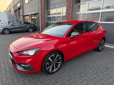 Financial Lease SEAT Leon 1.5 eTSI FR LED ACC Beats Keyless Camera Stoelvw
